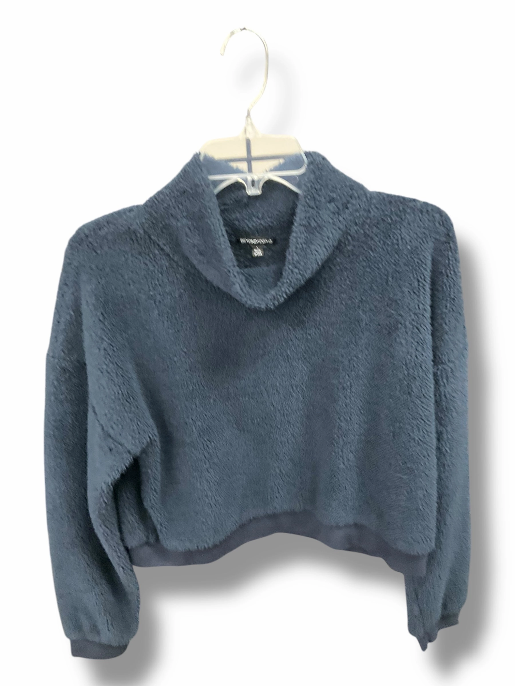 Senior Ease Organic Cotton Certification Athletic Sweatshirt Crewneck By Beyond Yoga In Navy, Size: L