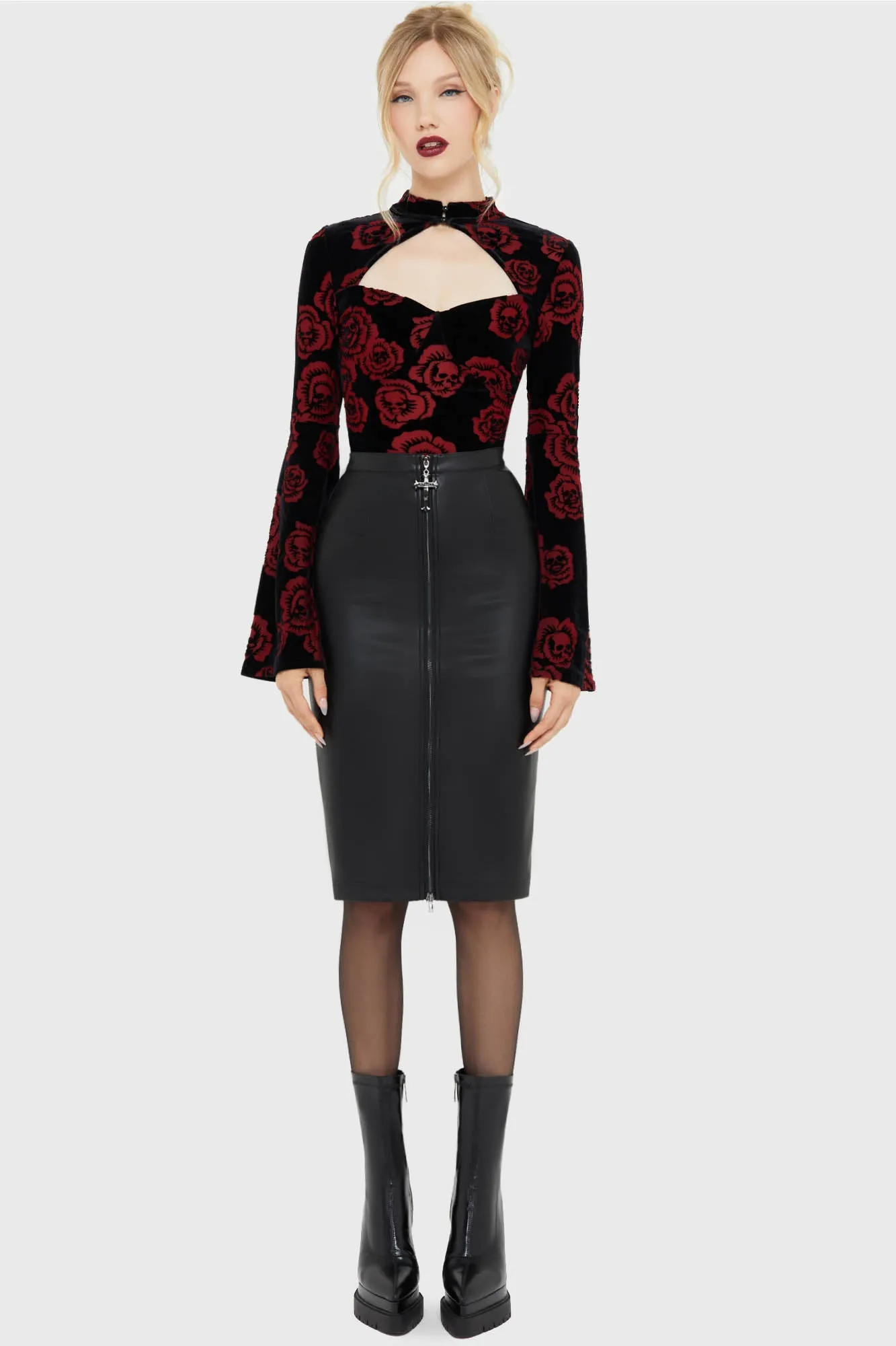 Pandora's Rose Top AthleisureReady Built In Filter Layer