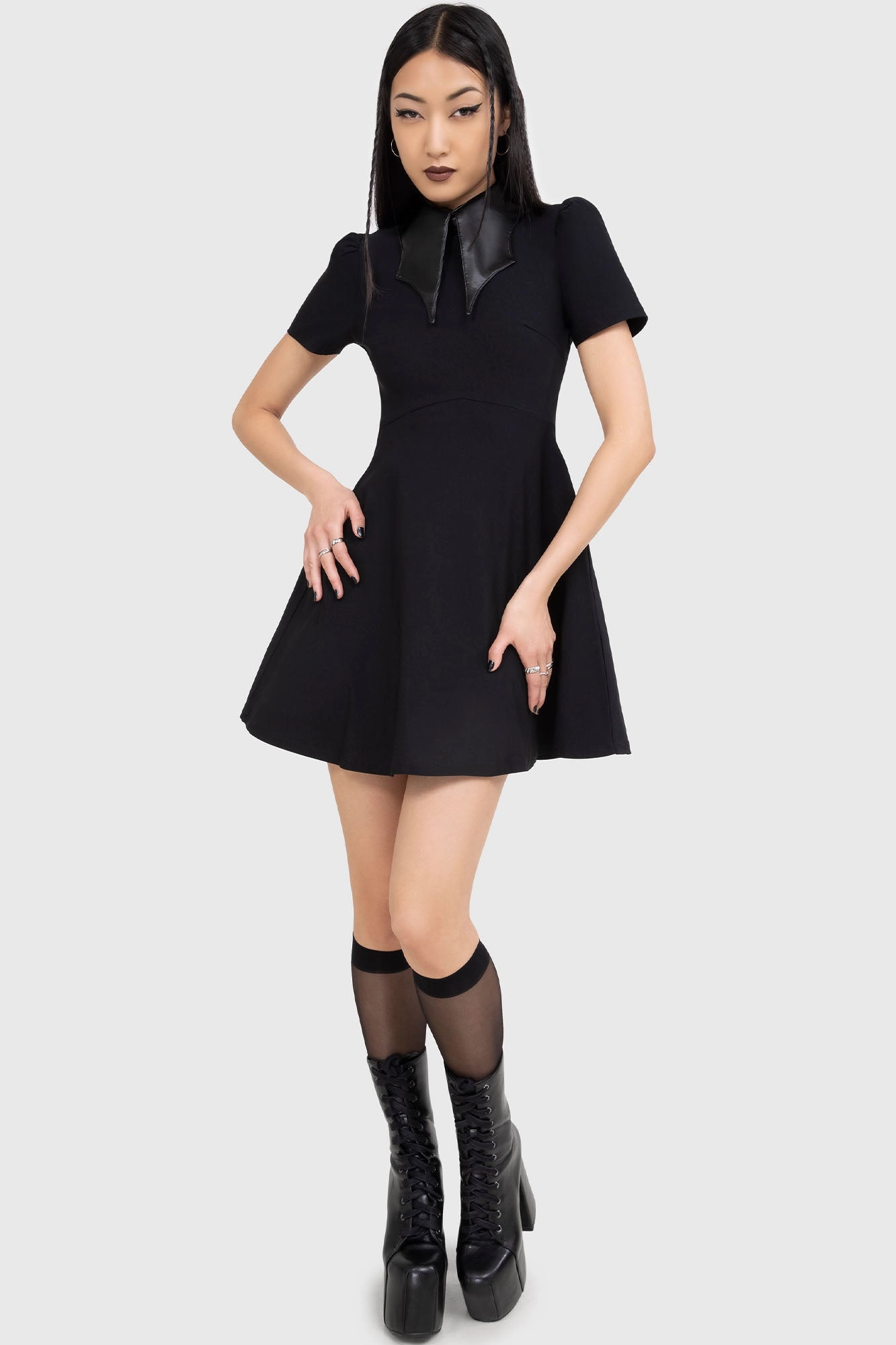 Smooth Look Office Shape Chapel Collar Dress