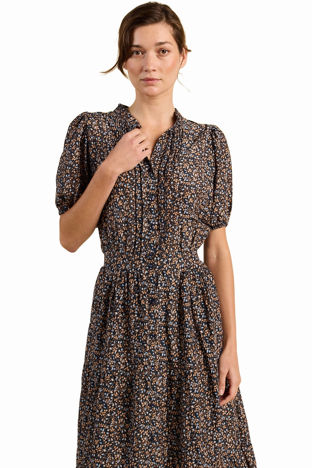 Trovata Birds of Paradis Blair Dress in Nightshadow Ditsy Winter-Season