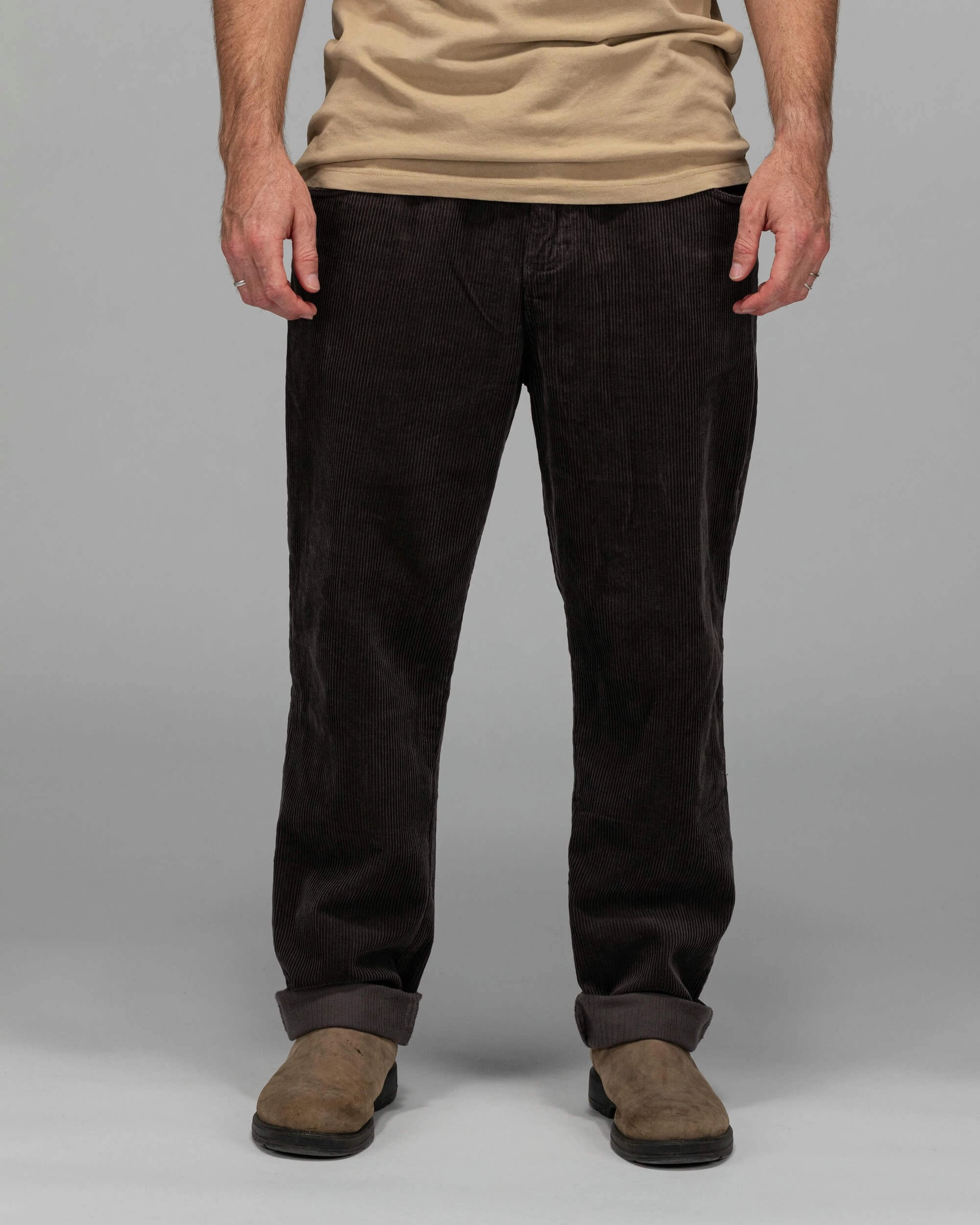 Day Comfort Light and Cozy Cruiser Cord Pants - Charcoal