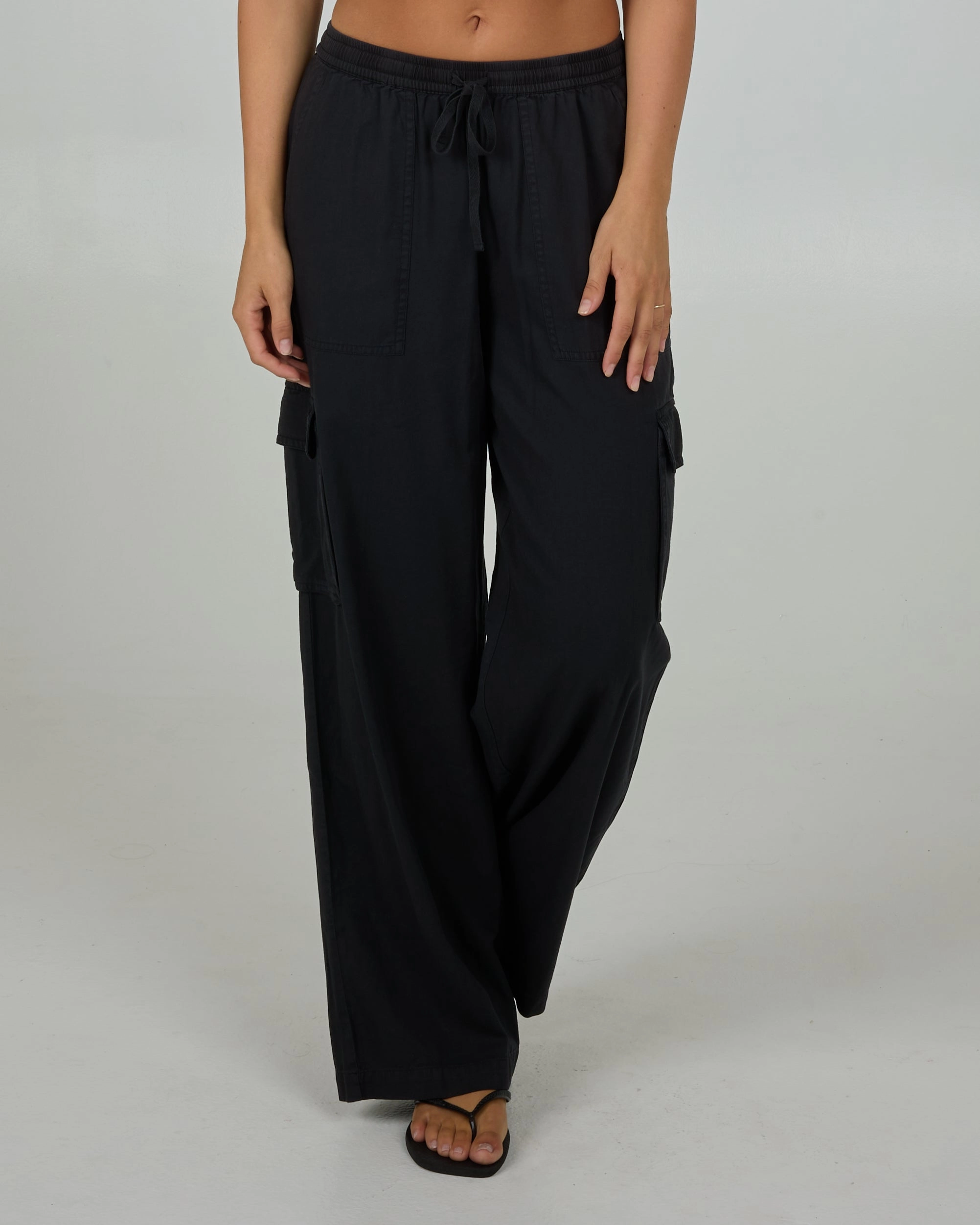 Driftwood Pant - Black Outdoor Comfort Fit