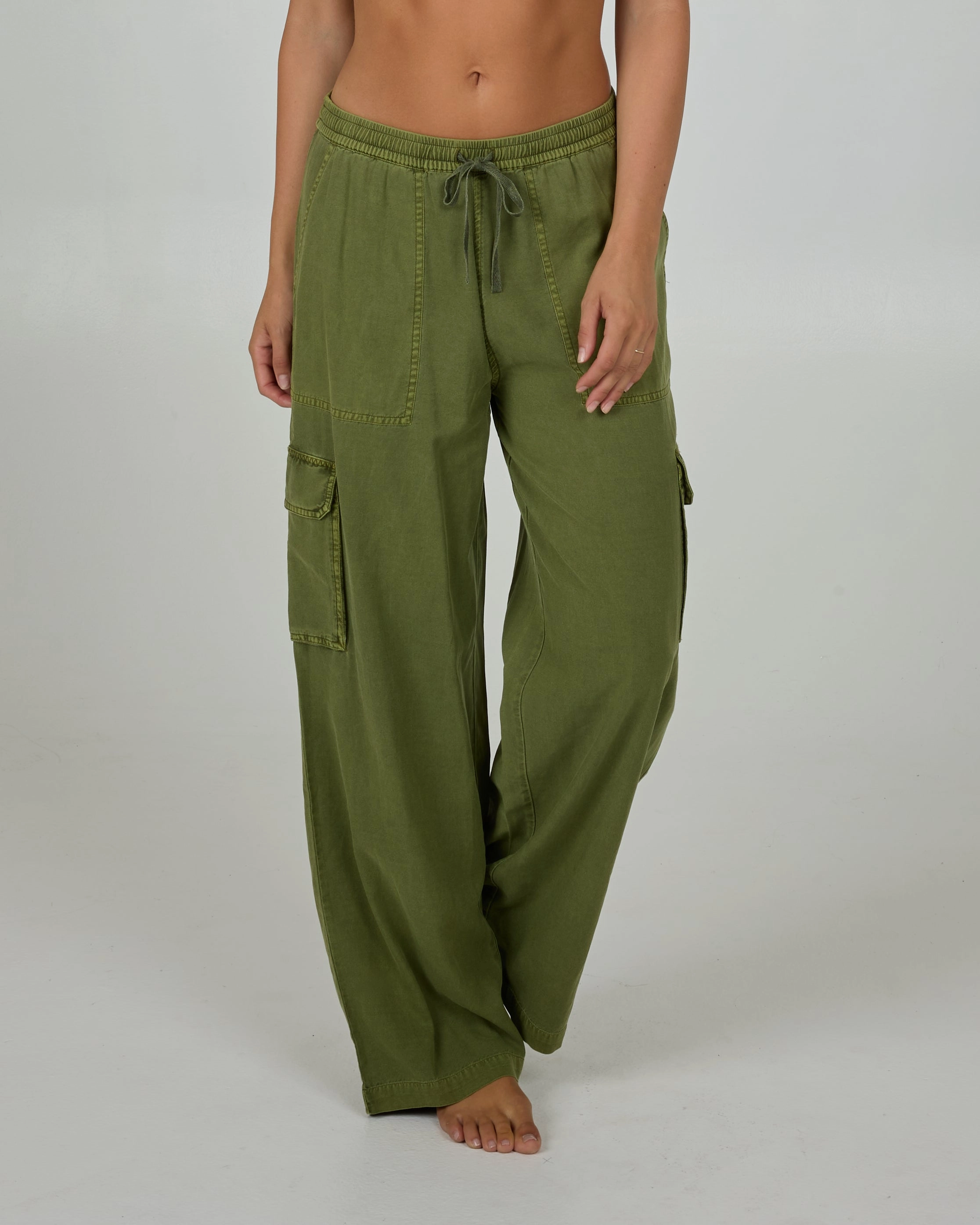Street Style Utility Pockets Driftwood Pant - Fern