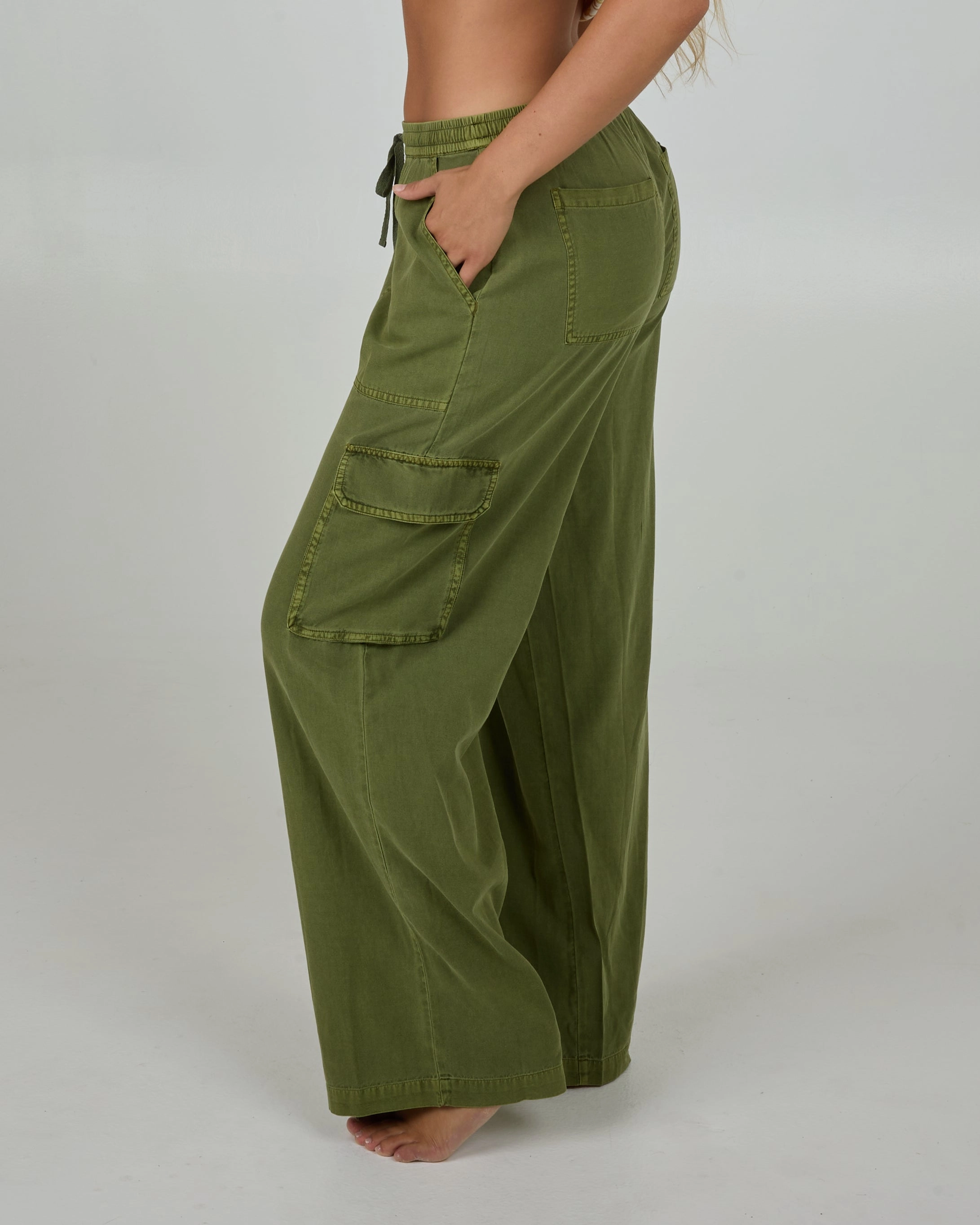 On The Move Driftwood Pant - Fern