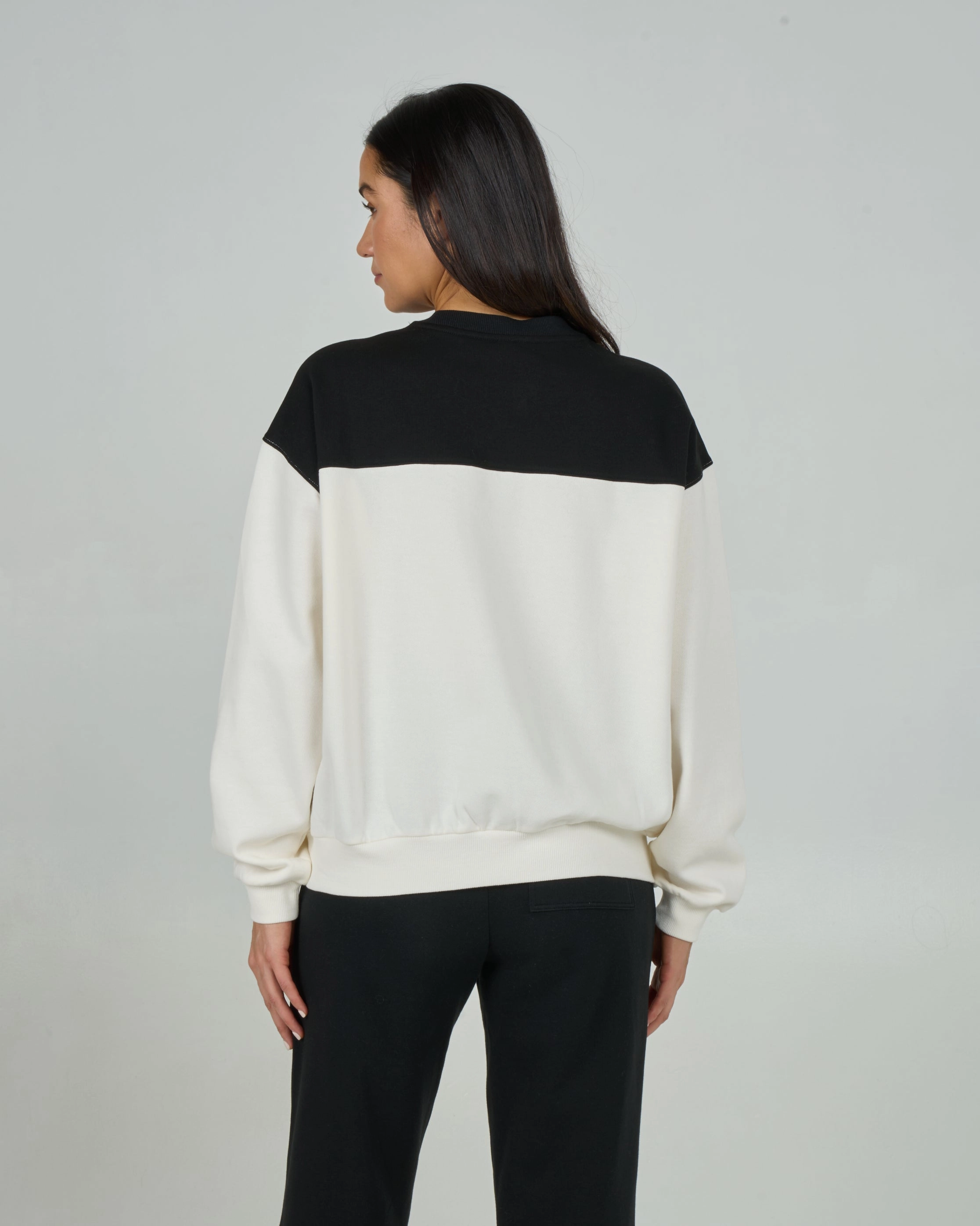 Designer Touch Relaxed Fit Design Sail Away Crew - Black