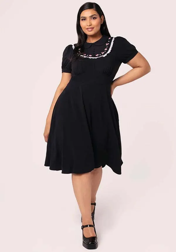 Fabienne | DRESS SeamFreeShoulder Chic Cardigan