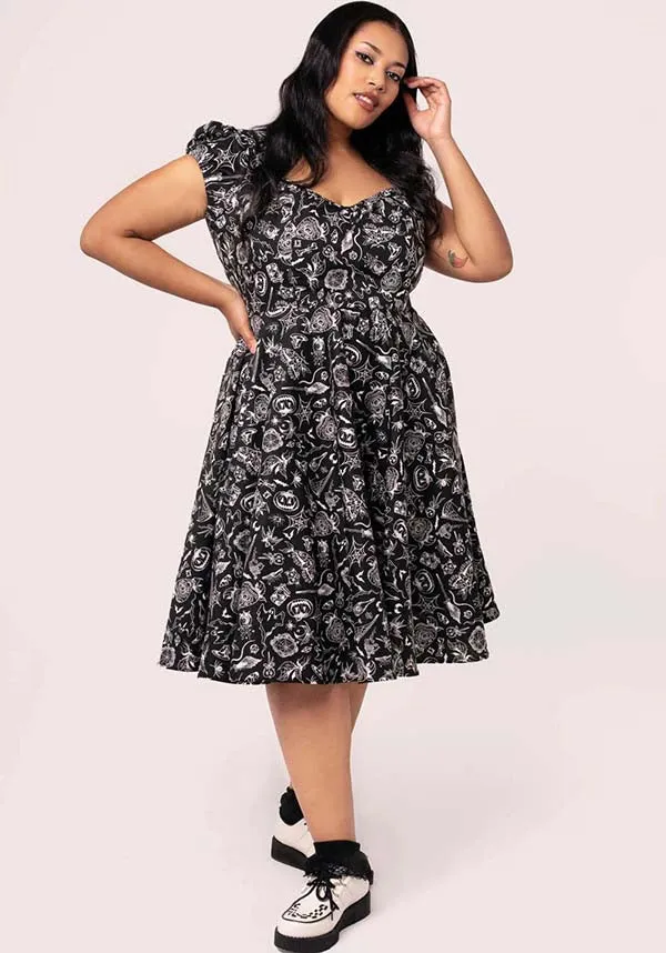 Sustainable Manufacturing FoldableFeature Mischief | MIDI DRESS