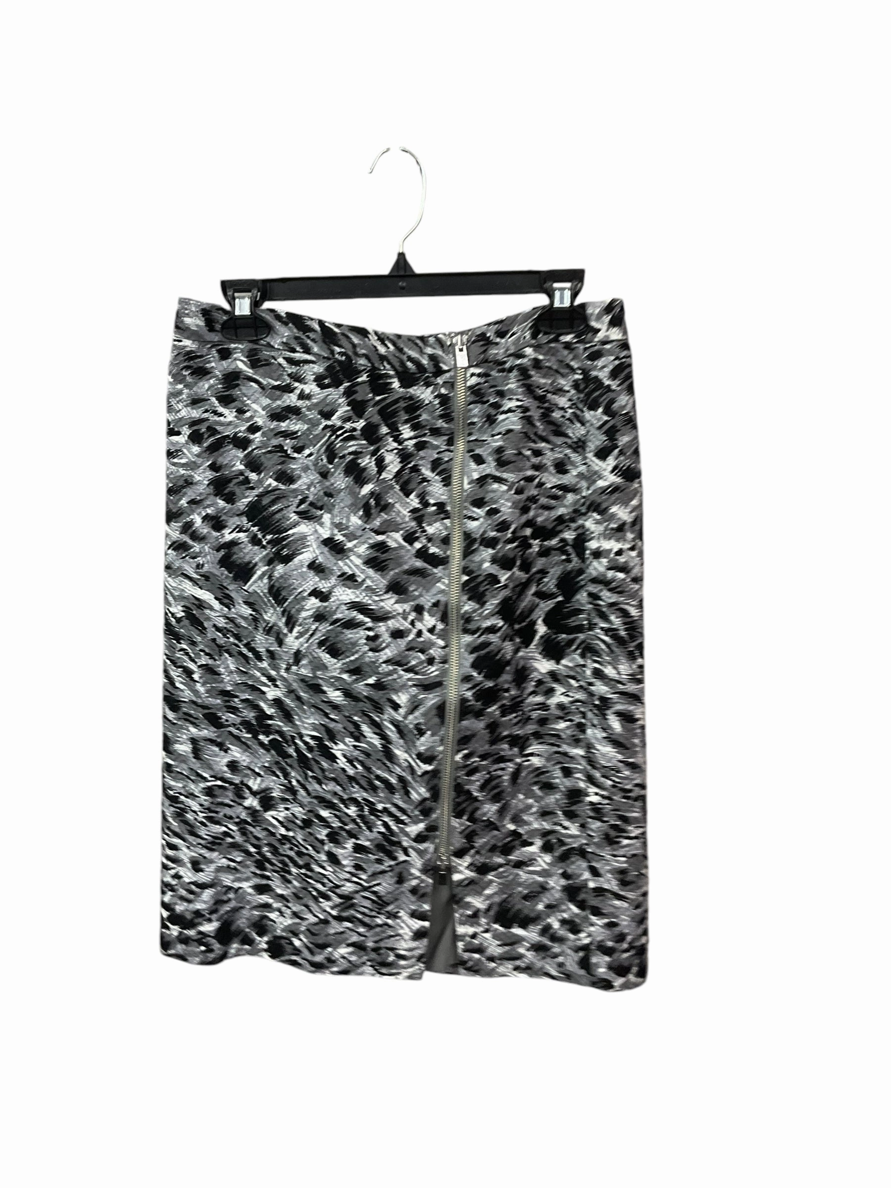 Model Edge Light Fit Skirt Midi By Talbots In Black & Grey, Size: M