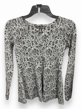 Bonded Seam Technology WrinkleResistantFabric Maternity Top Long Sleeve By A Pea In The Pod, Size: Xs