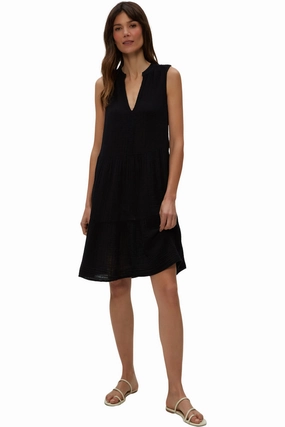 Travel Vibe Lounge Outfit Michael Stars Daisy Gauze Dress in Black