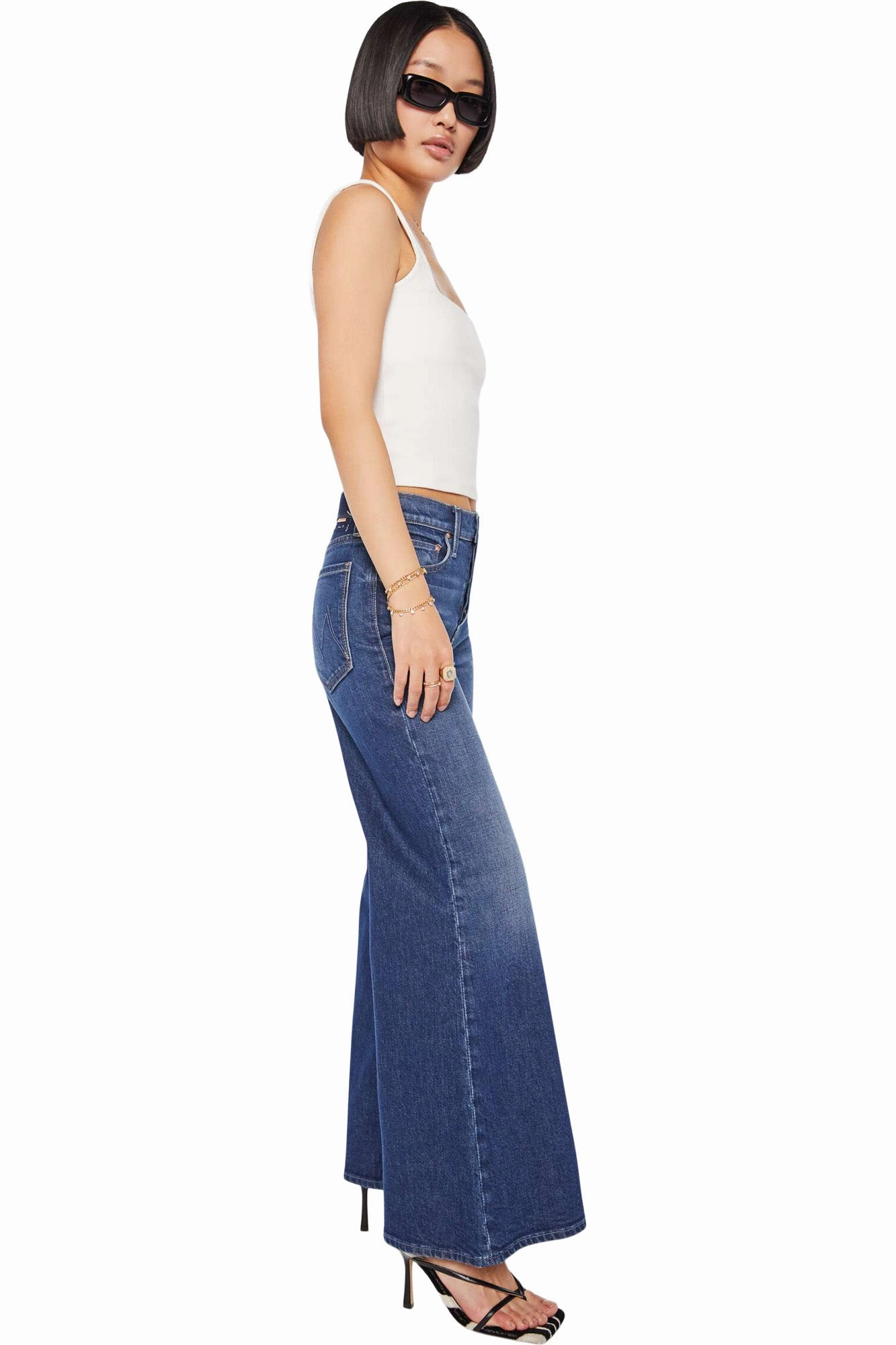 Relaxed Style Weekend Style High Quality Clean Style MOTHER Denim Lil Tomcat Roller Skimp in Perfectly Imperfect