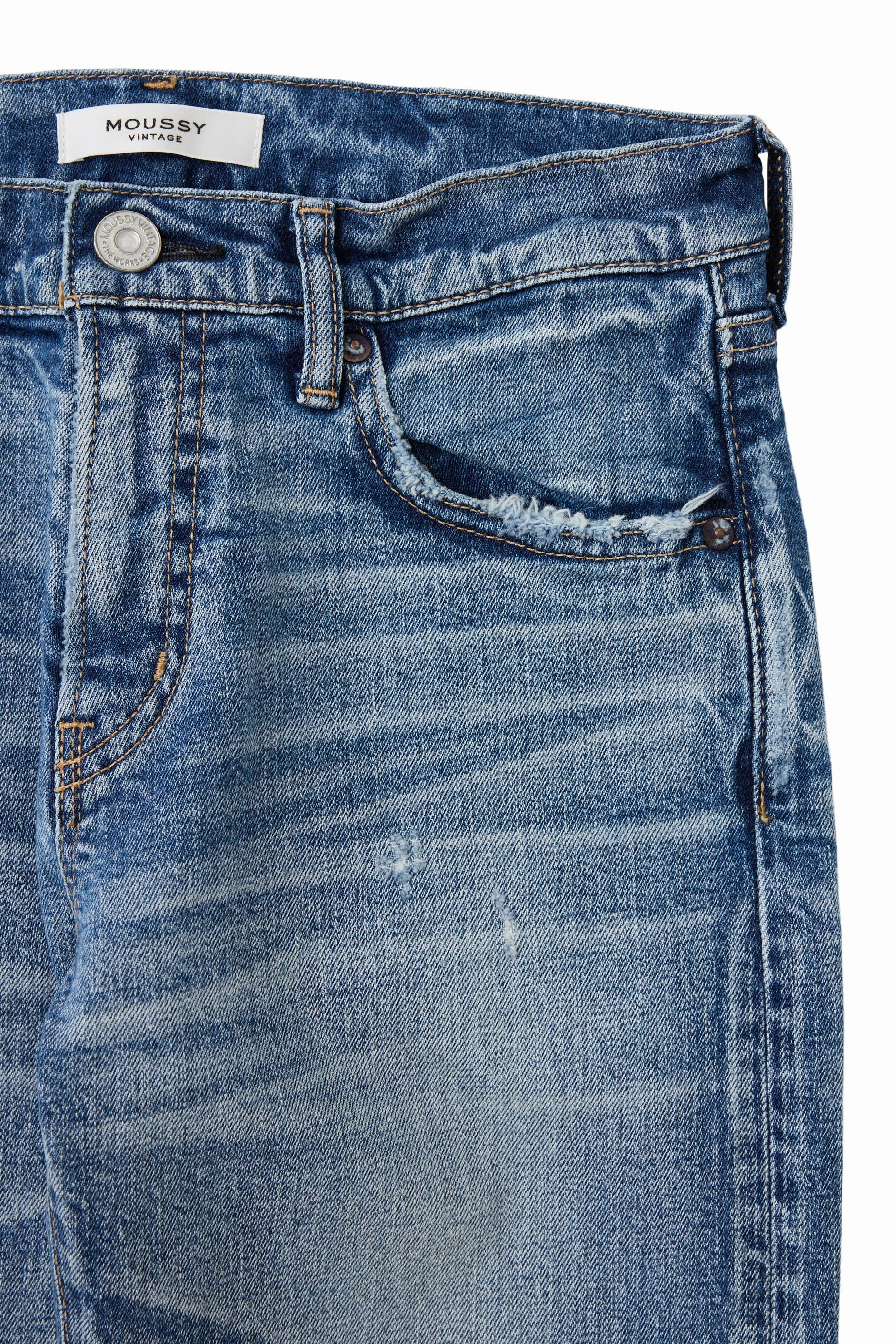 Home Comfort Bold Look Sunny Vibes Shopping Day Vibrant Office Wear Moussy Denim Linden Slim Straight Jeans in Light Blue