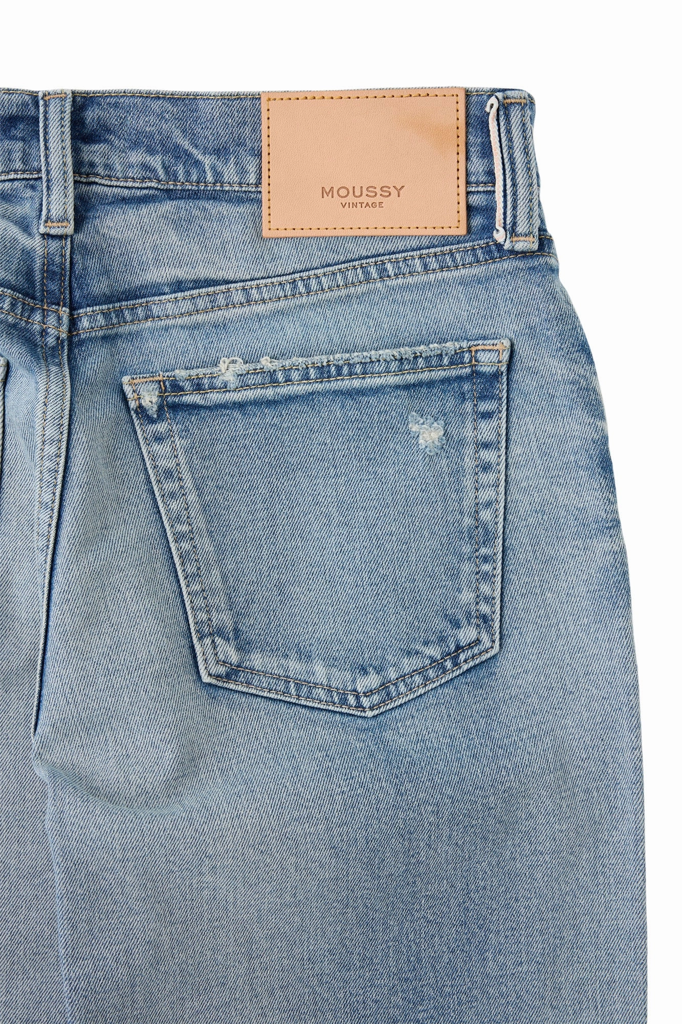 Moussy Denim Selbyville Slim in Light Blue Athlete Fit High Quality