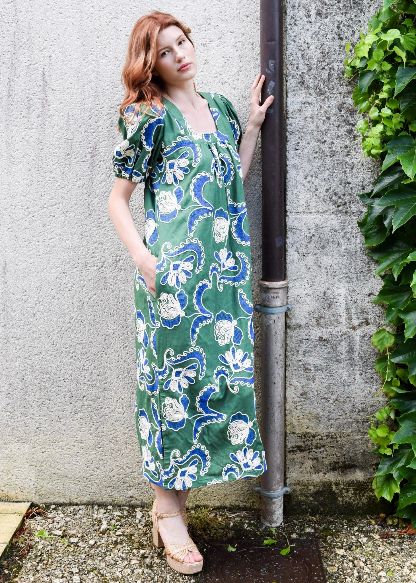 Sleek Comfort Hidden-Pocket Never A Wallflower Square Neck Maxi Dress in Crewel Work