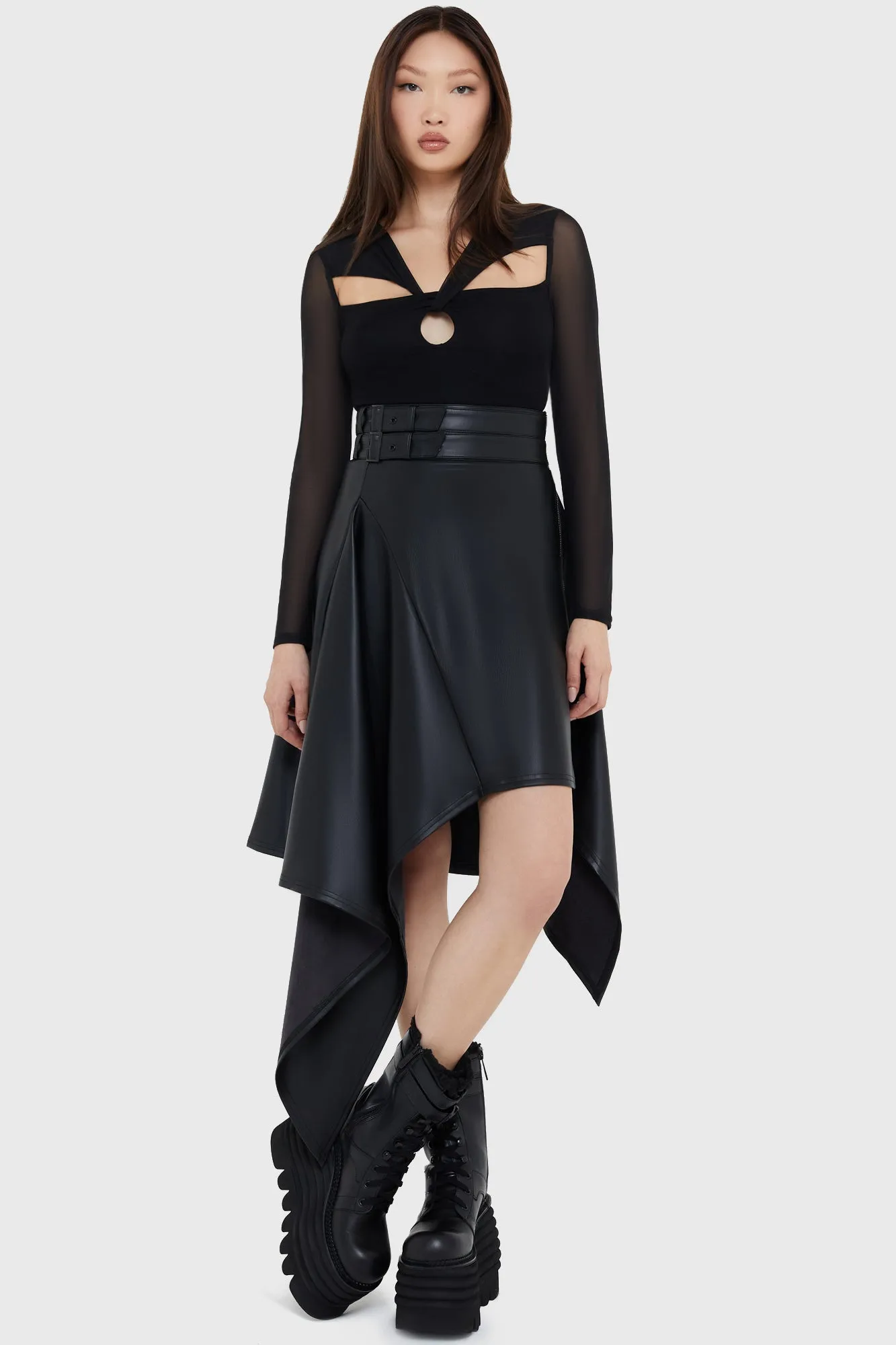 Noir Ruin Skirt casual top Stylish Look