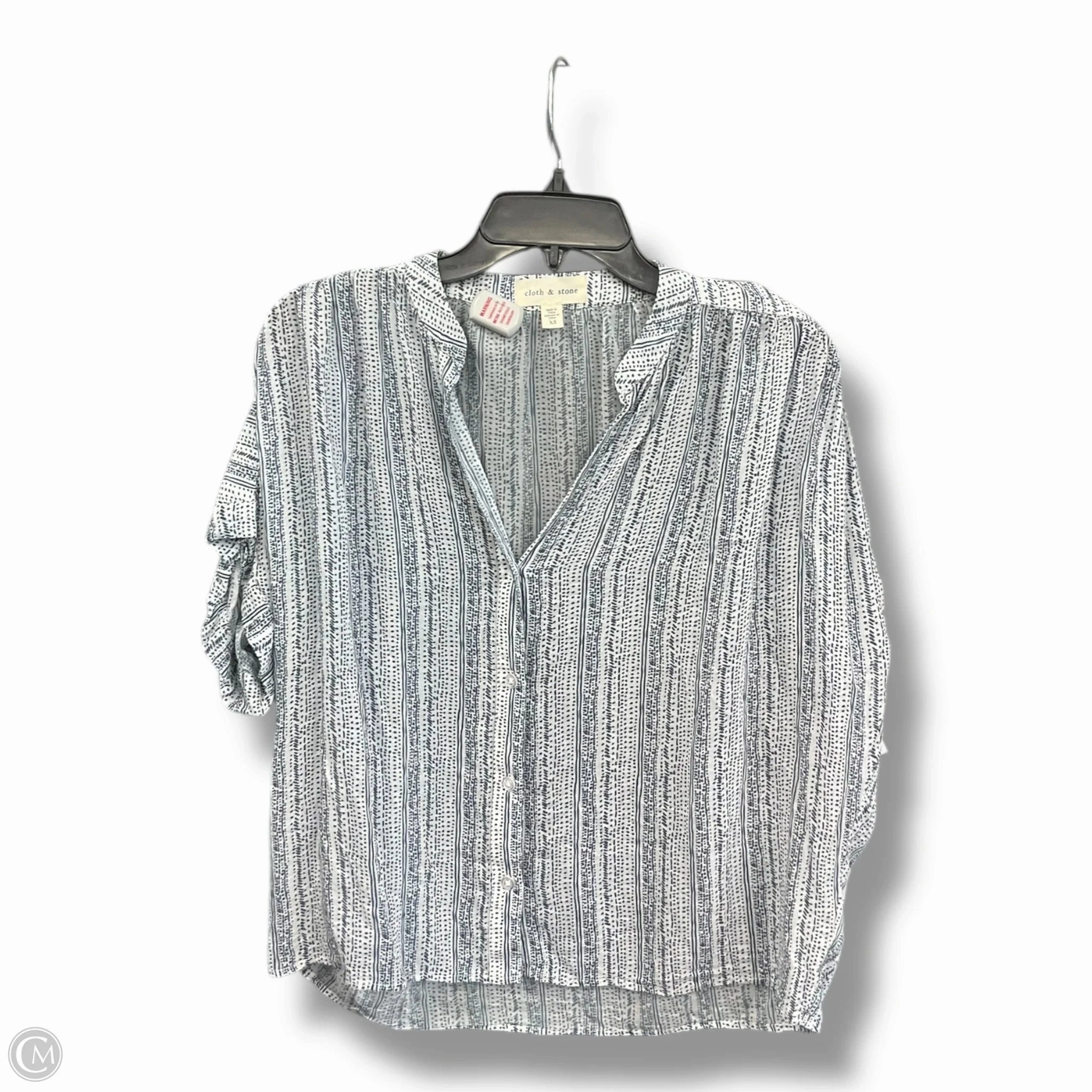 Blouse Short Sleeve By Cloth & Stone In Blue & White, Size: Xs WrinkleResistantClothing Warm Layers