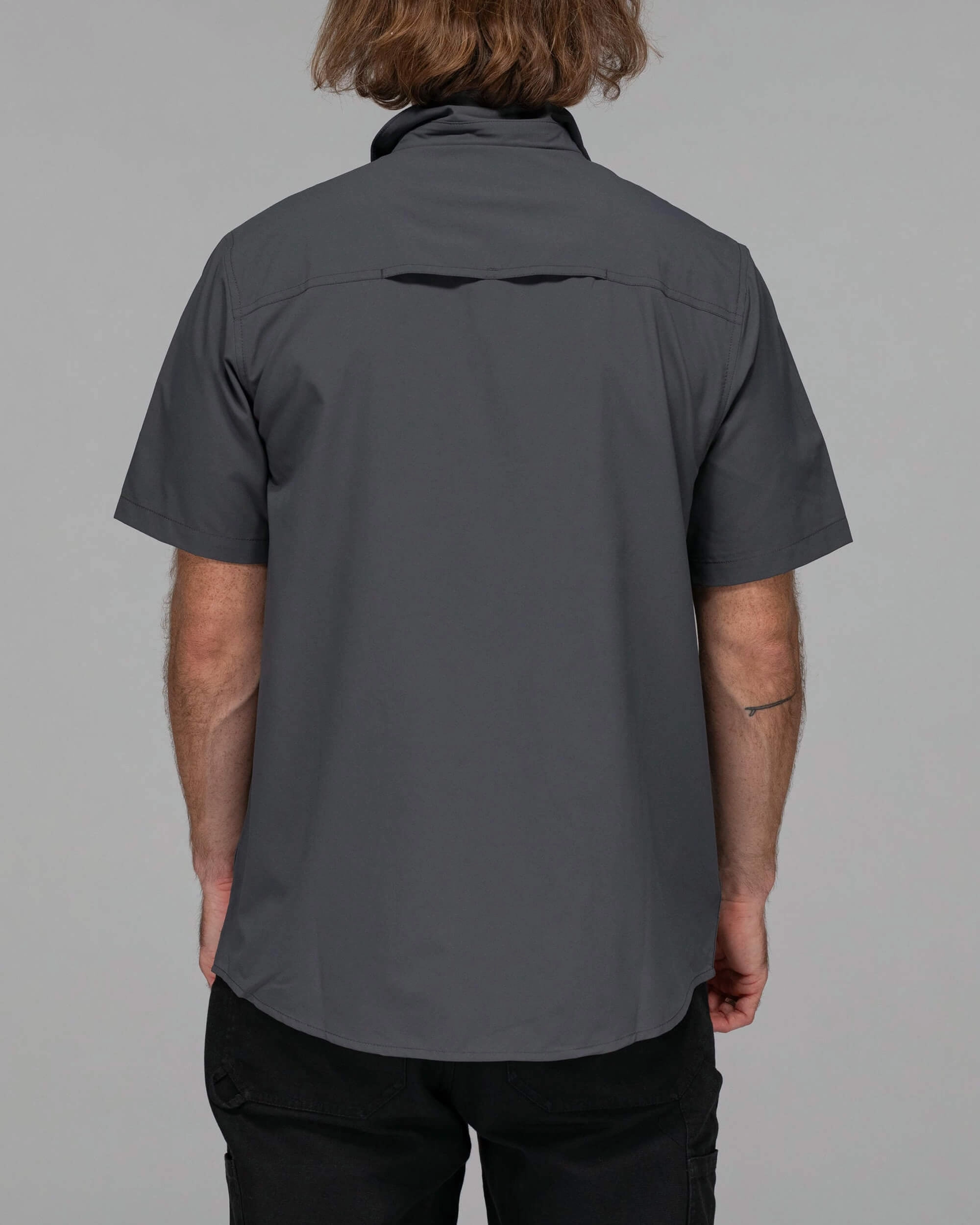 Offshore S/S Tech Woven - Charcoal Conference Appropriate Soft Touch