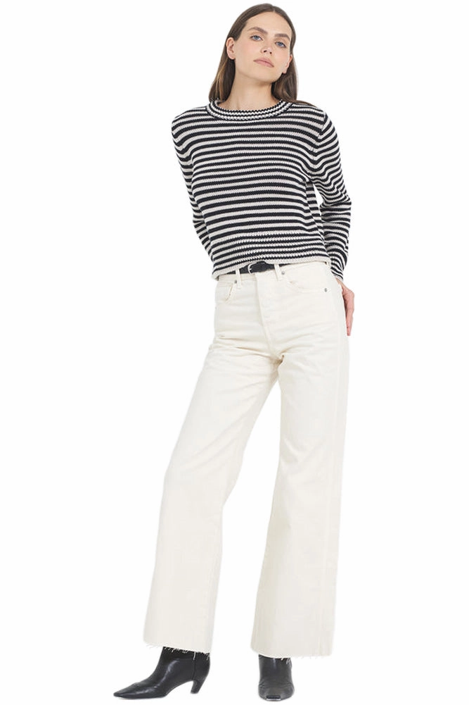 Sophisticated Look light layering One Grey Day Lewes Crewneck Sweater in Canvas Combo