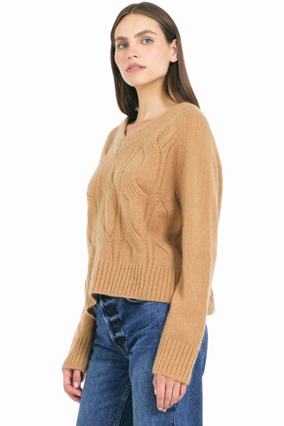 Effortless Comfort Fit One Grey Day Mabel Cable V-neck Pullover in Chestnut