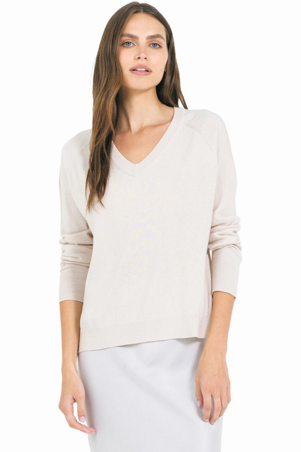One Grey Day Sloane Cotton V-neck in Canvas Breathable Comfort