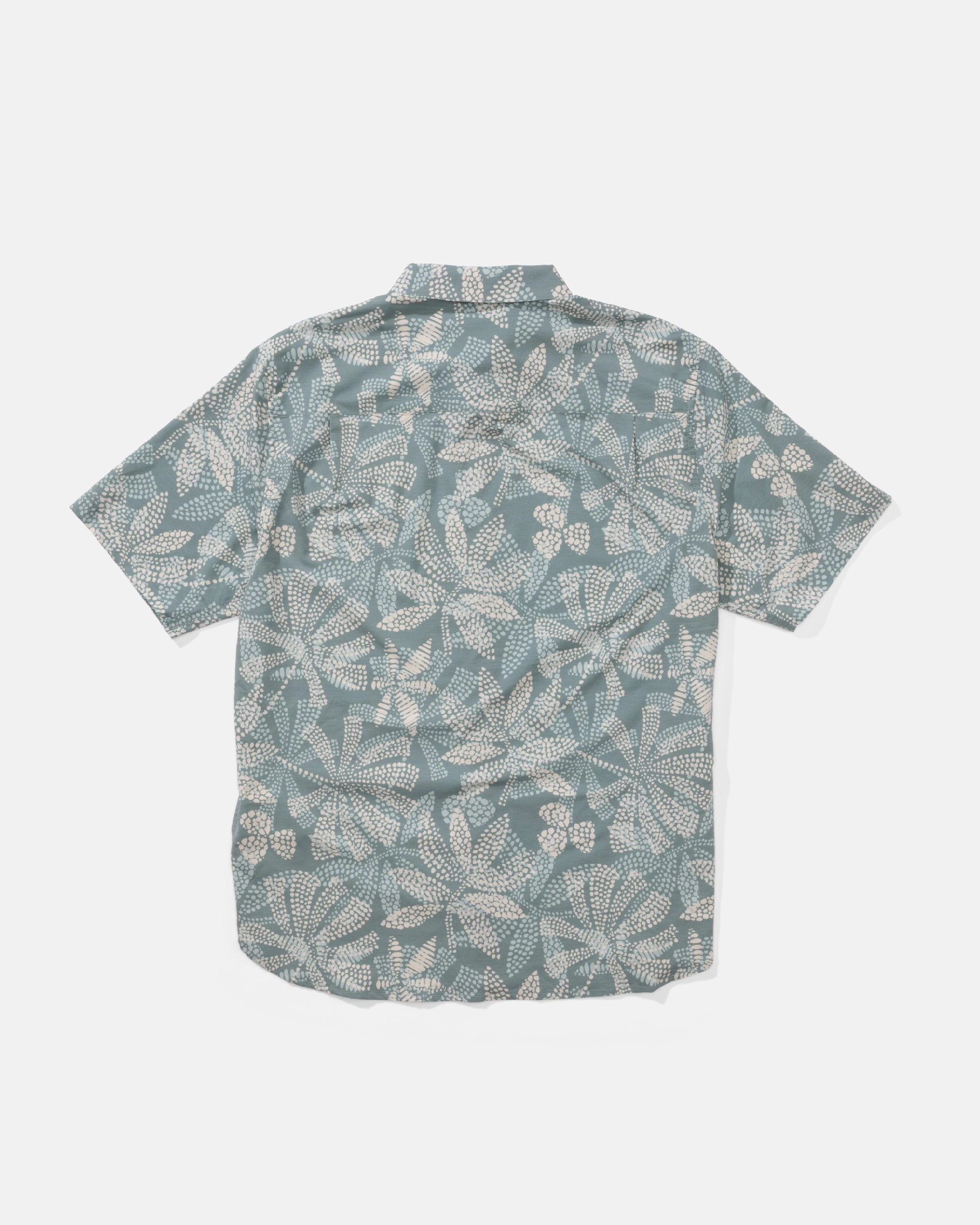 Drifter Uv Button Up - Atlantic Green family gathering