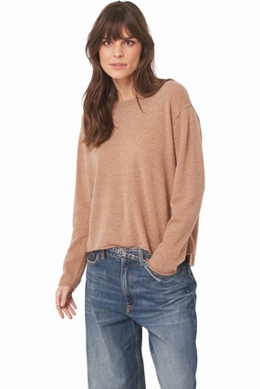 Light Flex Cozy Fashion Repeat Cashmere Organic Cashmere Sweater with Round Neck in Camel