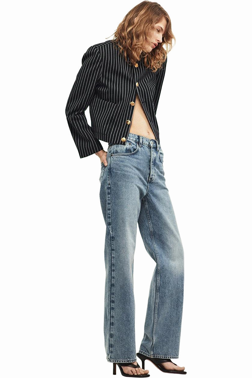 Modern Weekend Style Frame Denim Slouchy Straight Jeans in Divine