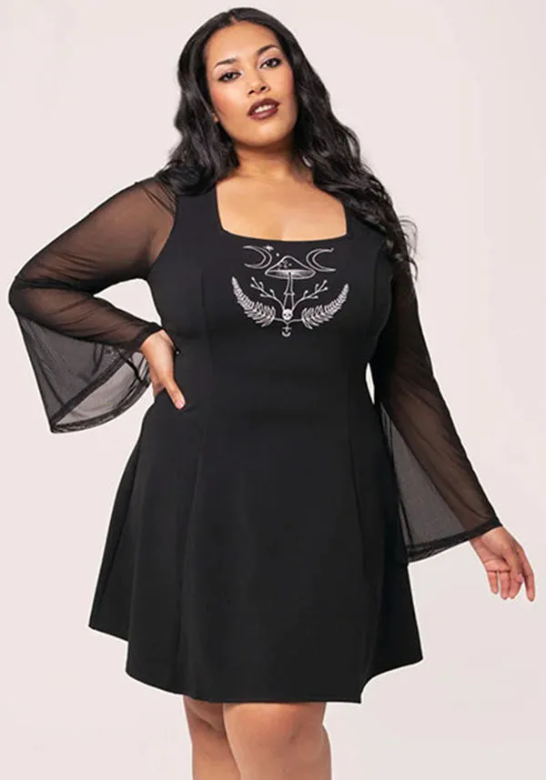 MultiPanel Design OdorResistant Coating Russula | DRESS