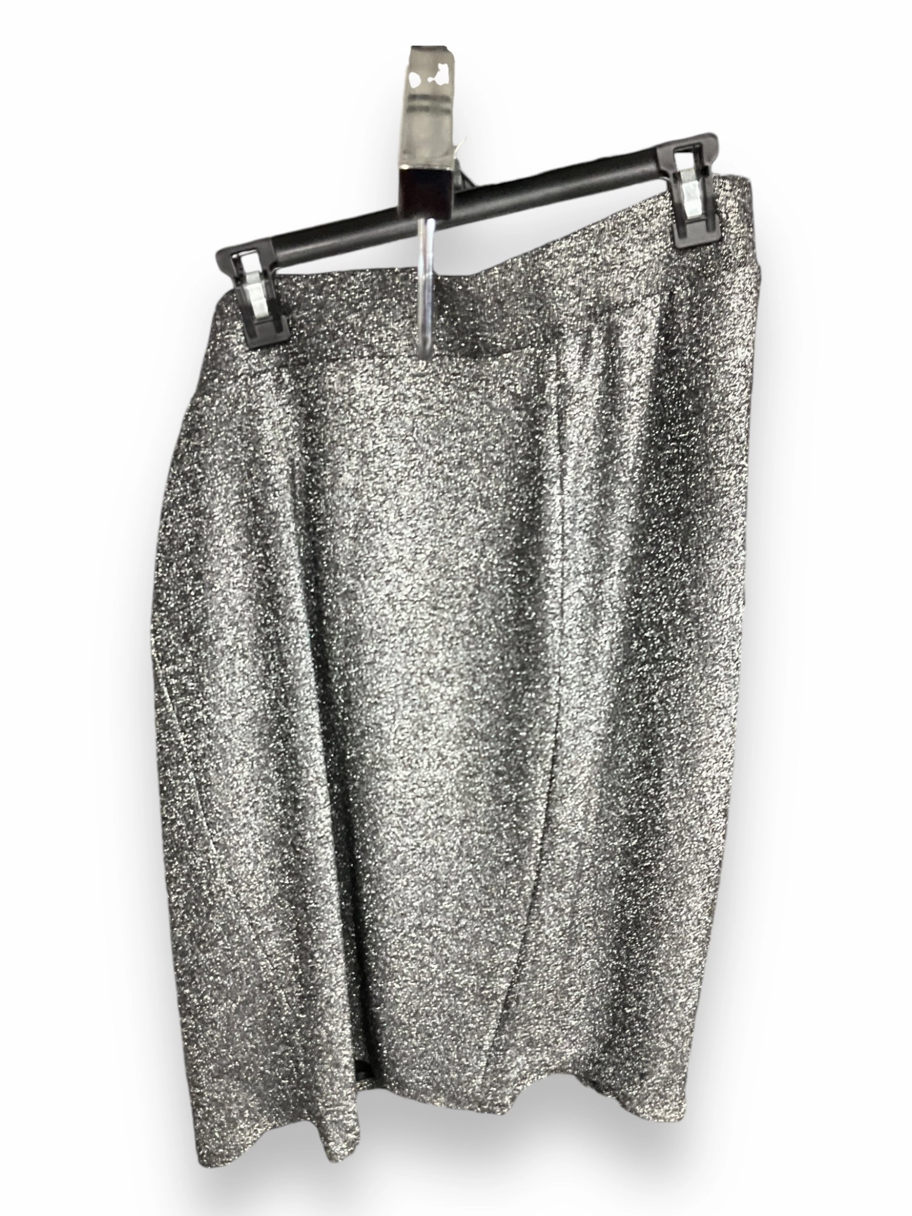 Stretch Fit FrictionResistant Skirt Midi By Torrid In Silver, Size: 4x