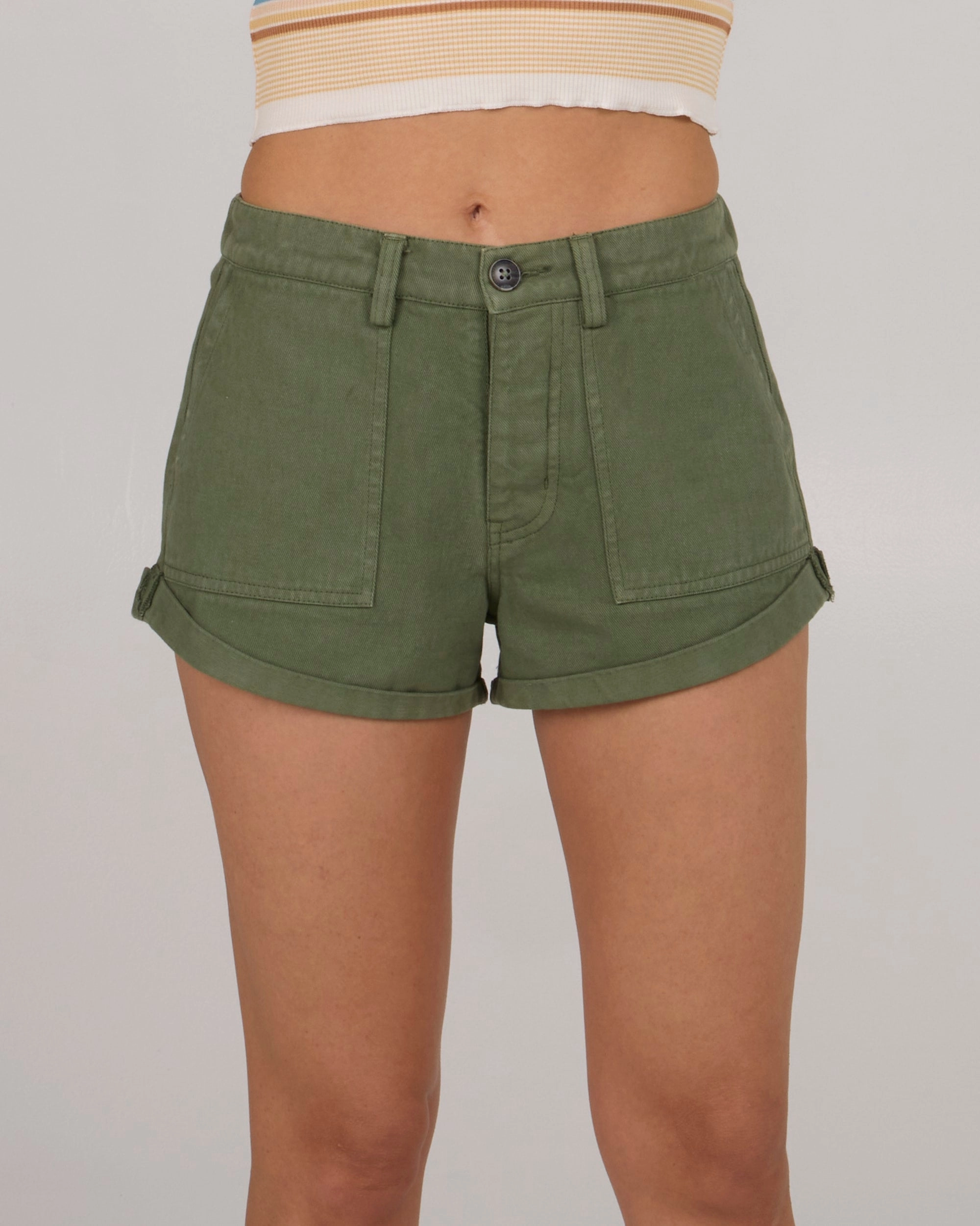 Athletic Cut Cross Ventilation Channels Trail Short - Olive