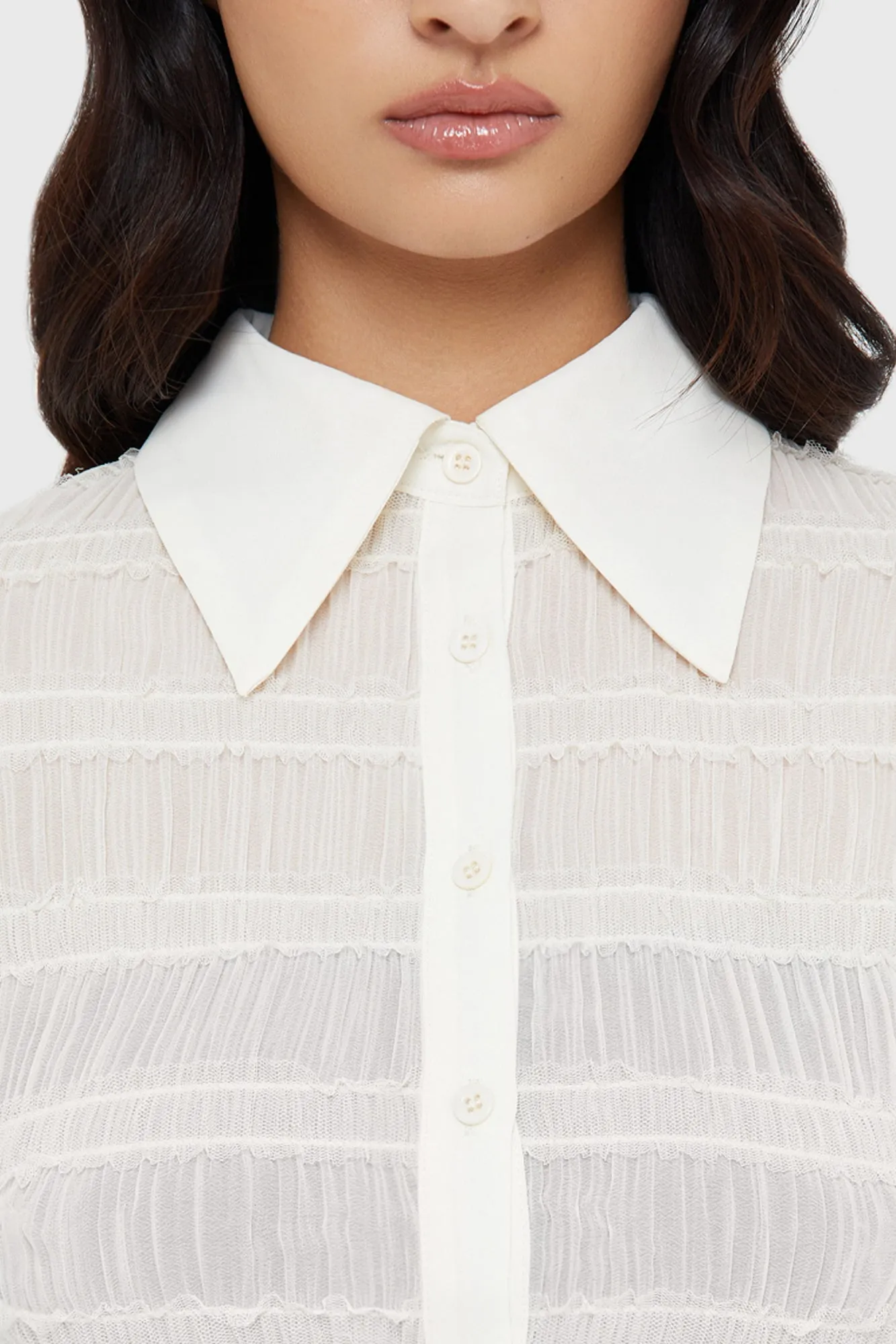 Durable Reinforced Shoulders Textured Weave Pattern Fallen Light Top [IVORY]