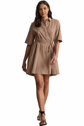 Shiny surface Basic Shape Velvet Driana Dress