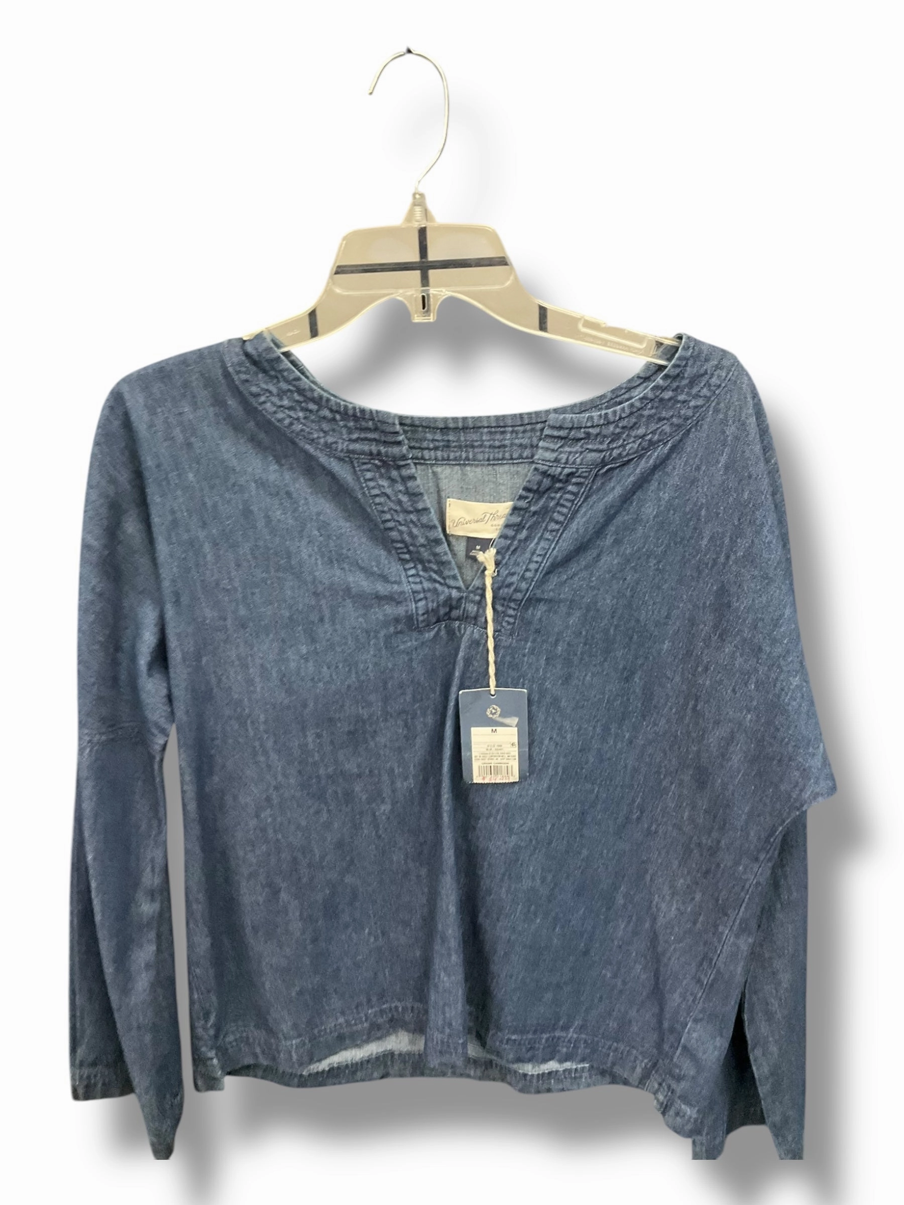 Top Long Sleeve By Universal Thread In Denim, Size: M NoRubEdging