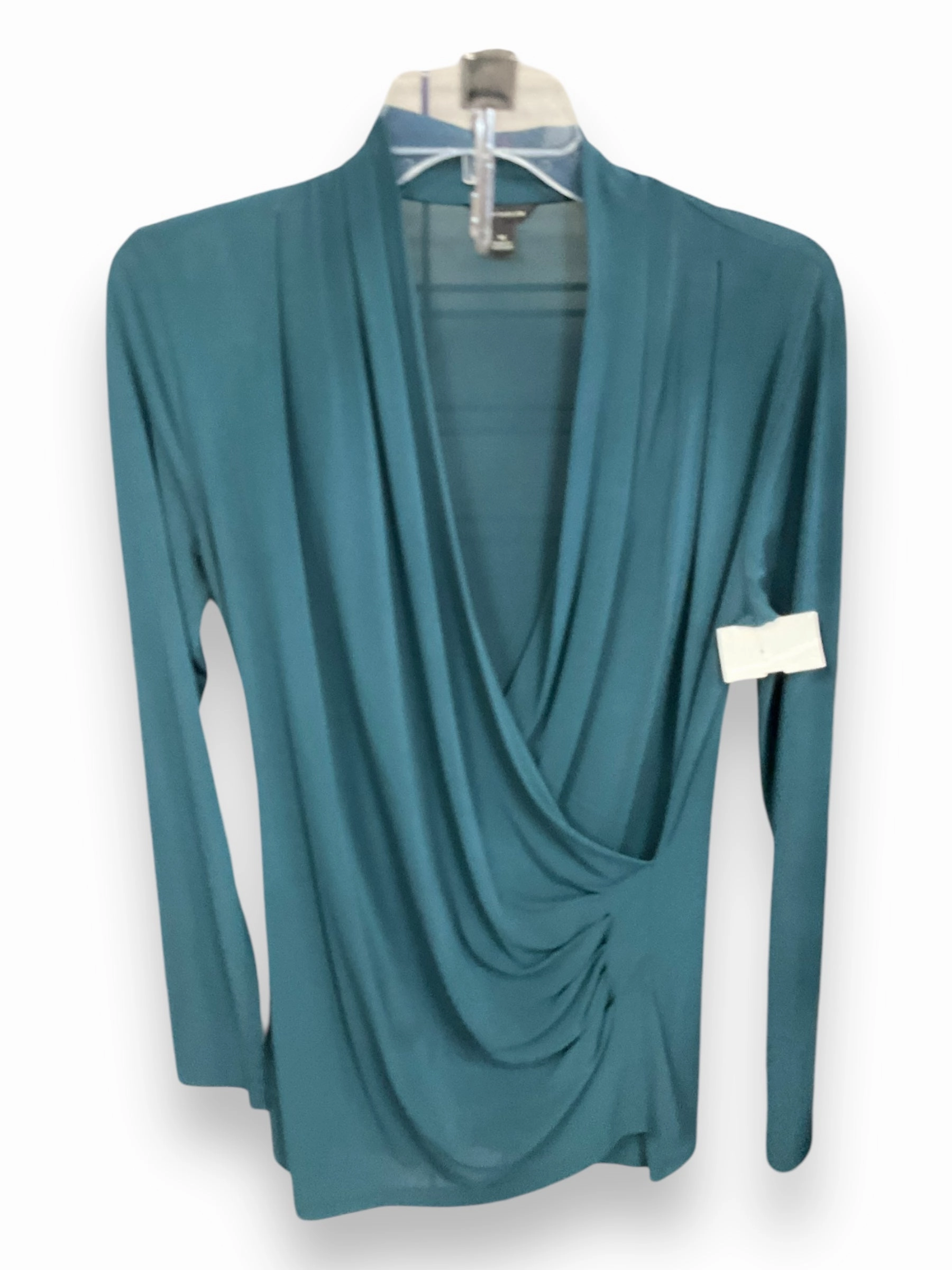 NonSlipGrip Global Glow Top Long Sleeve By Ann Taylor In Green, Size: M