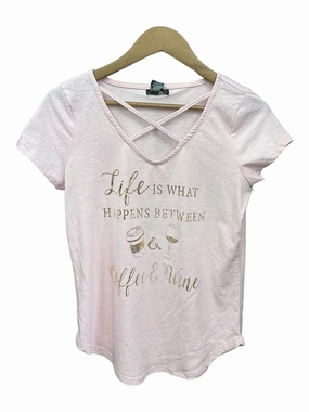 Top Short Sleeve By Clothes Mentor  Size: S Soft Socks