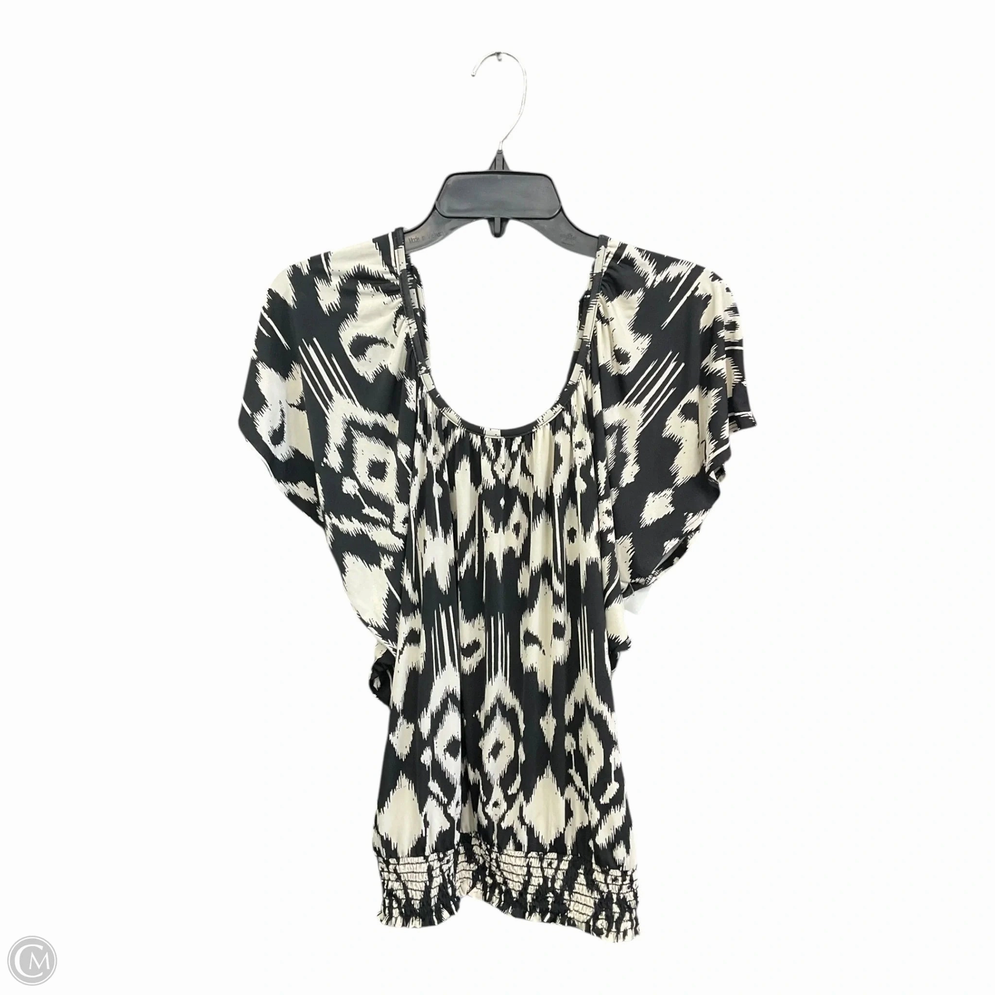 StretchableMaterial ZeroRestrictionMobility Top Short Sleeve By Twenty One In Black & Cream, Size: L