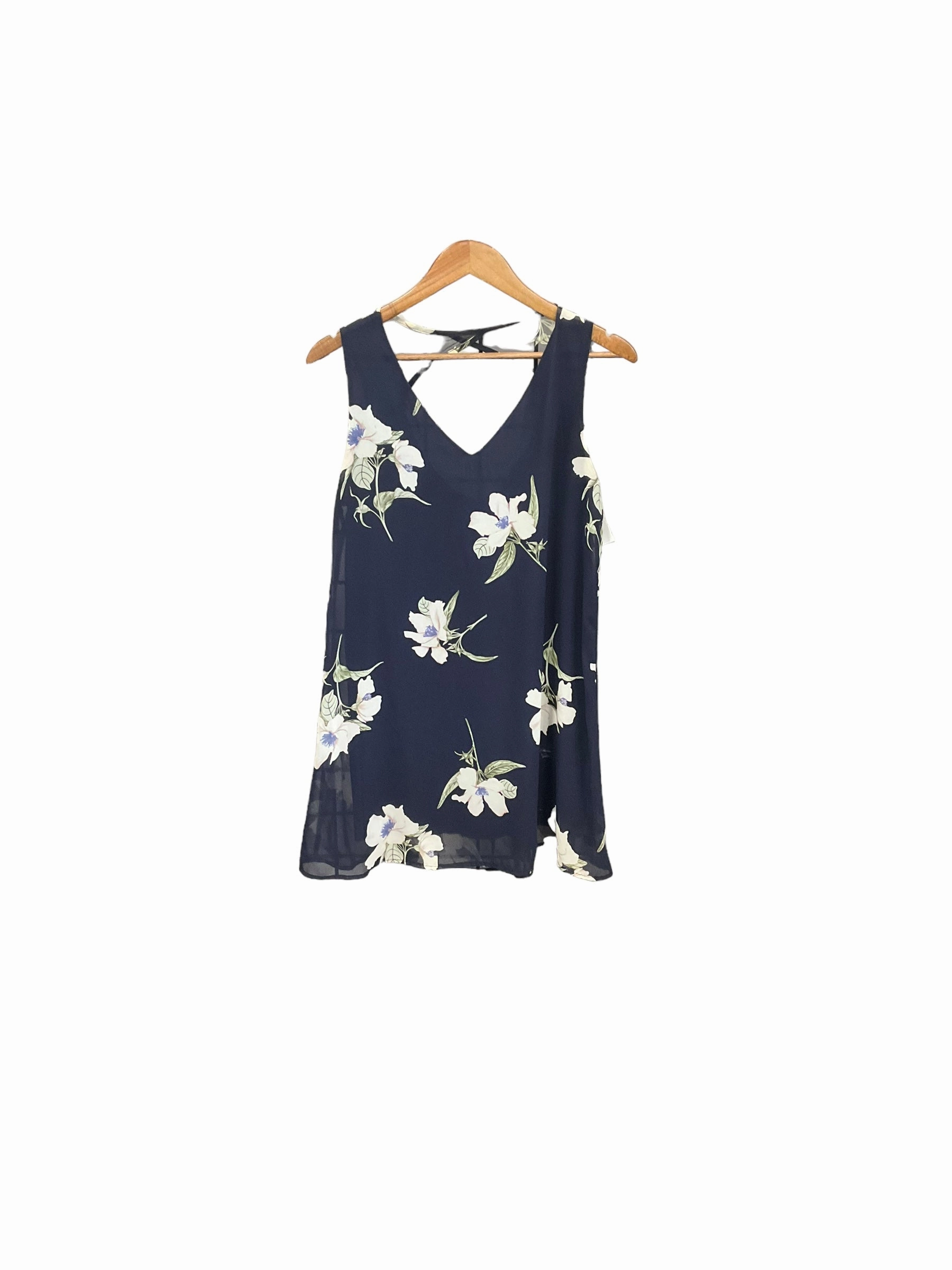 Chic Fit Tunic Sleeveless By Clothes Mentor  Size: M