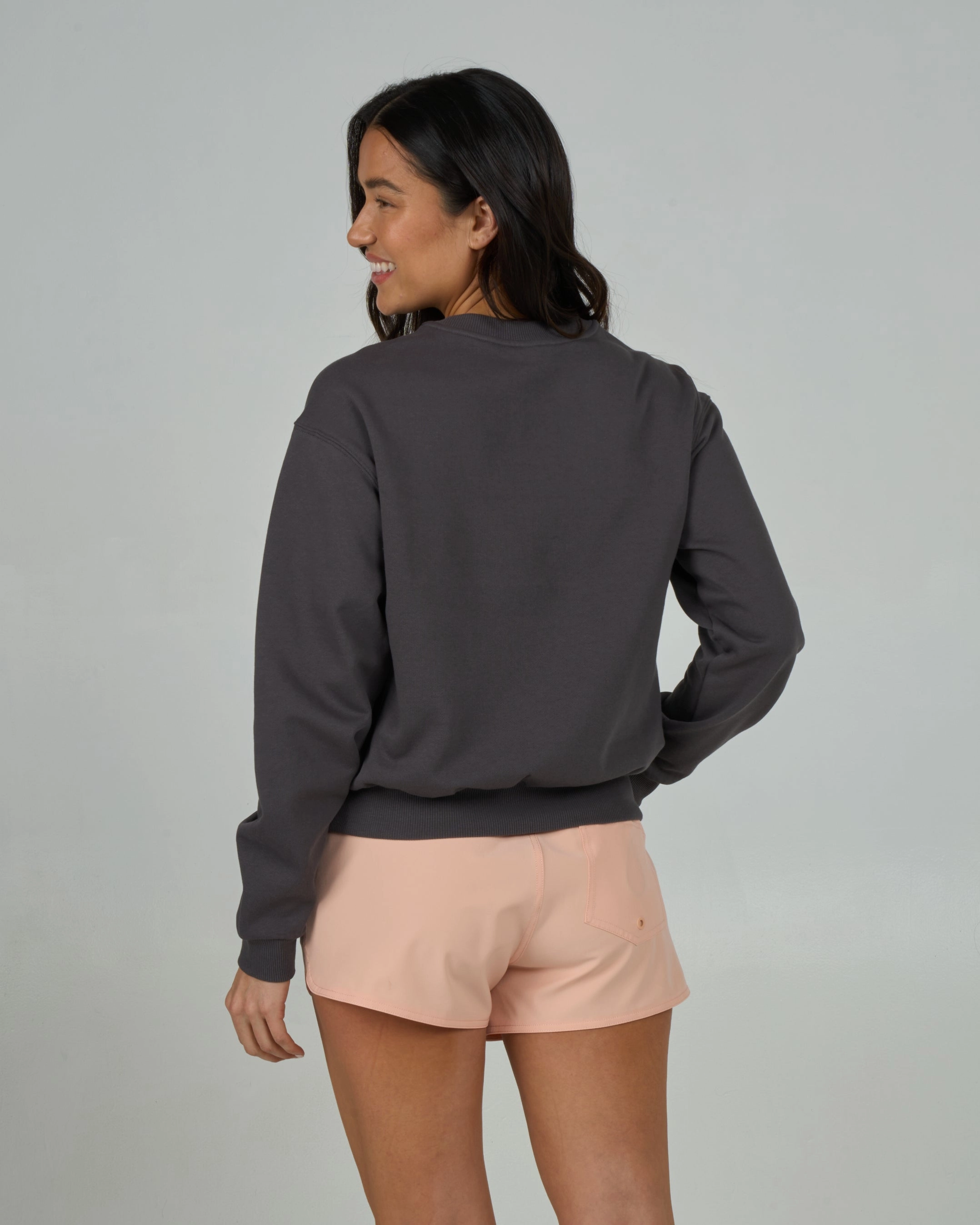 Camp Salty Crew - Charcoal Casual Flex Cougar like